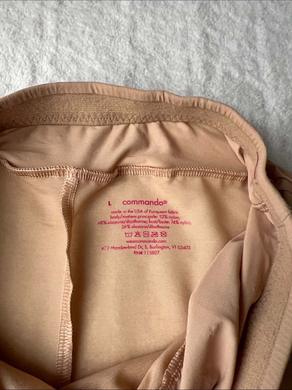 Commando Tech Control Strapless Slip - Picture 7 of 10